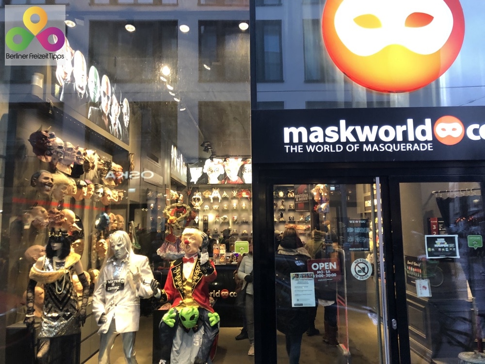 Bild Kostüme Maskworld in Berlin Mitte