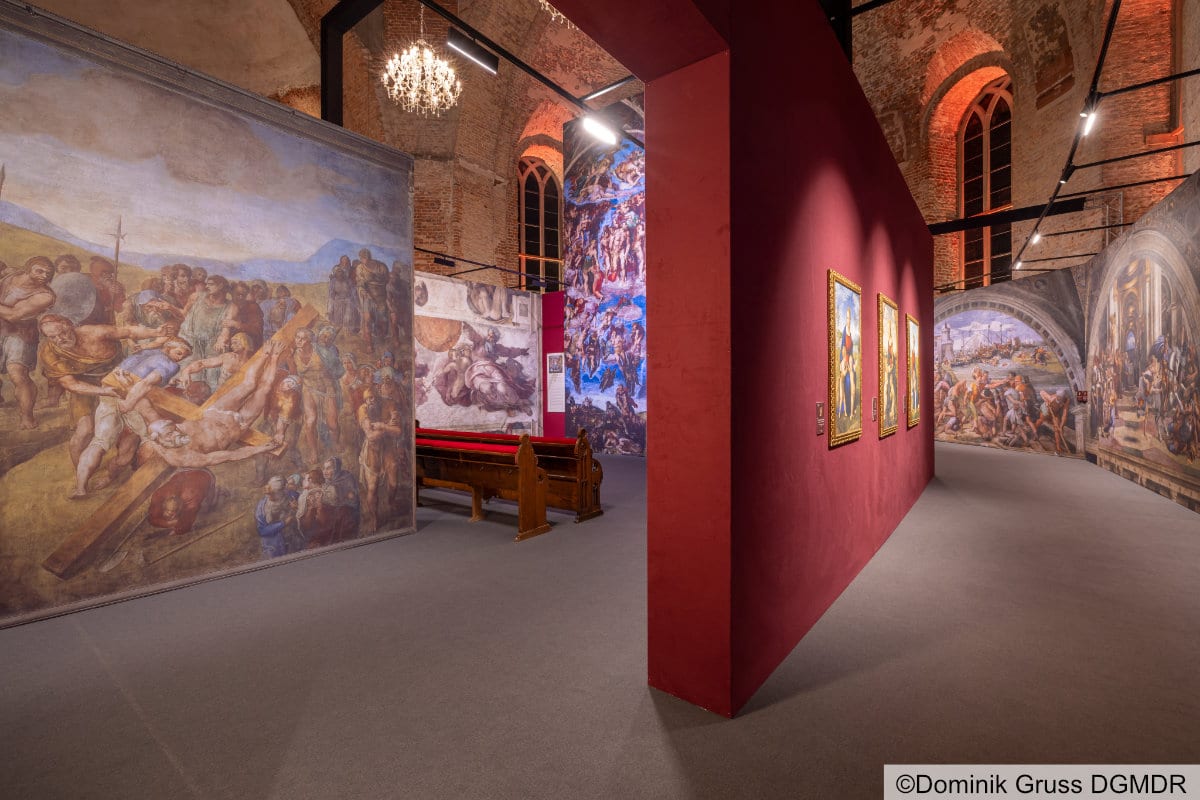Bild Ausstellung Die Großen Meister Da Vinci, Michelangelo, Botticelli und Raffael